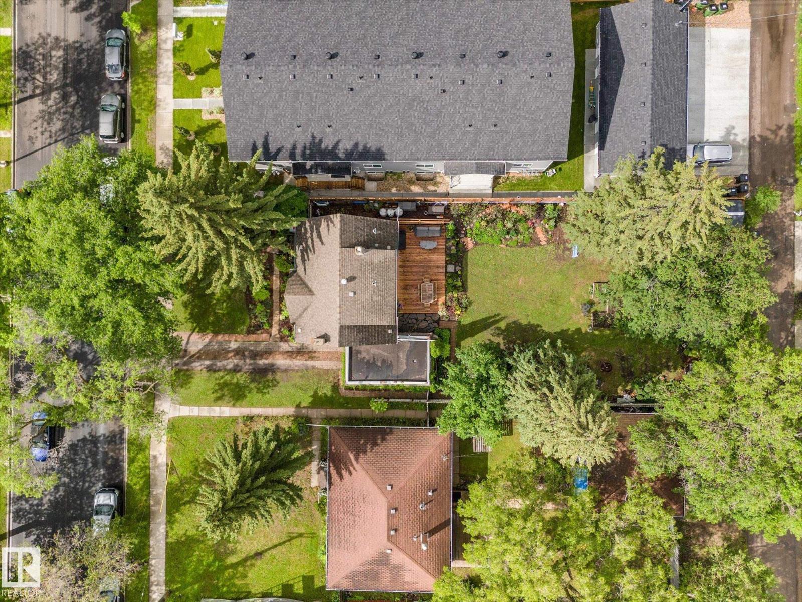 10947 116 ST NW - 6
