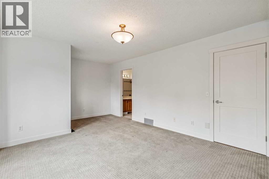 1110 14 Avenue SW - 19