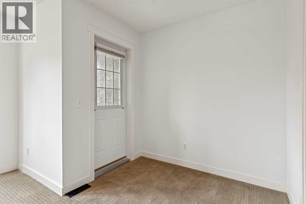 1110 14 Avenue SW - 20