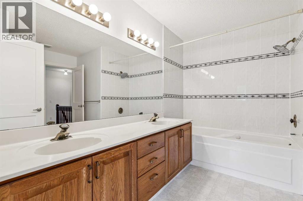 1110 14 Avenue SW - 23