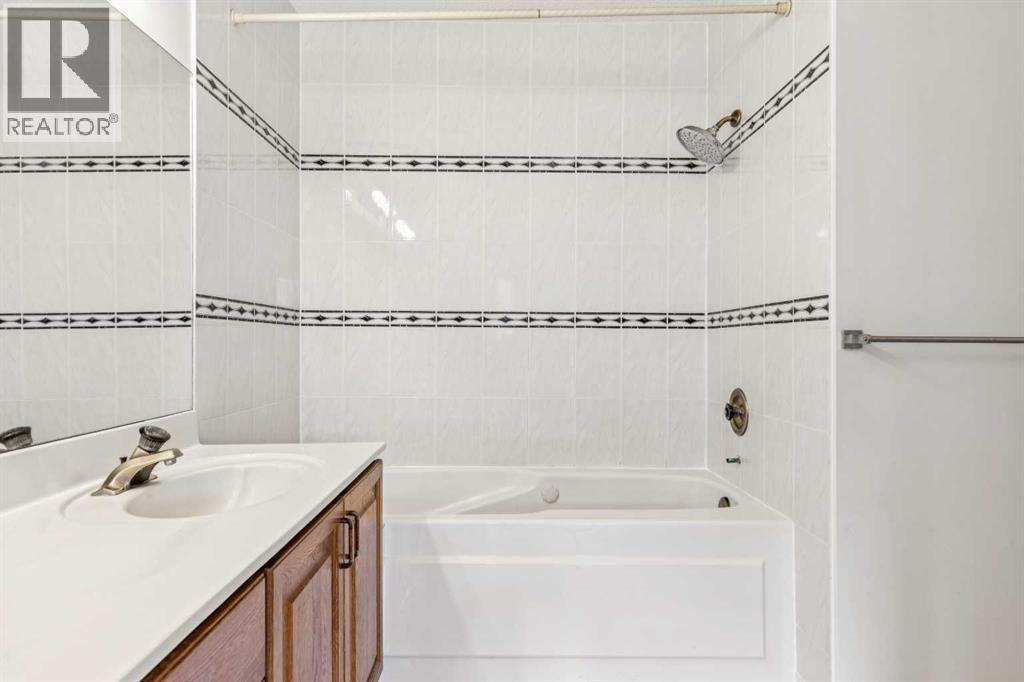 1110 14 Avenue SW - 24