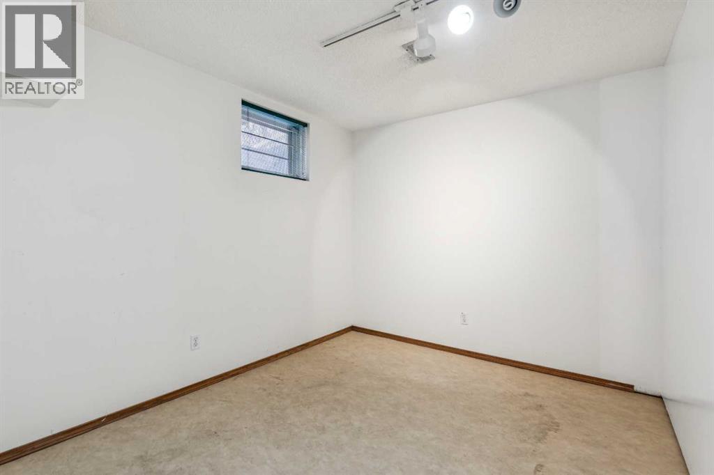 1110 14 Avenue SW - 28