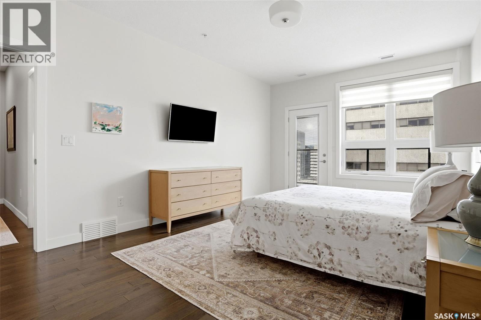 #1202 2055 Rose STREET - 21