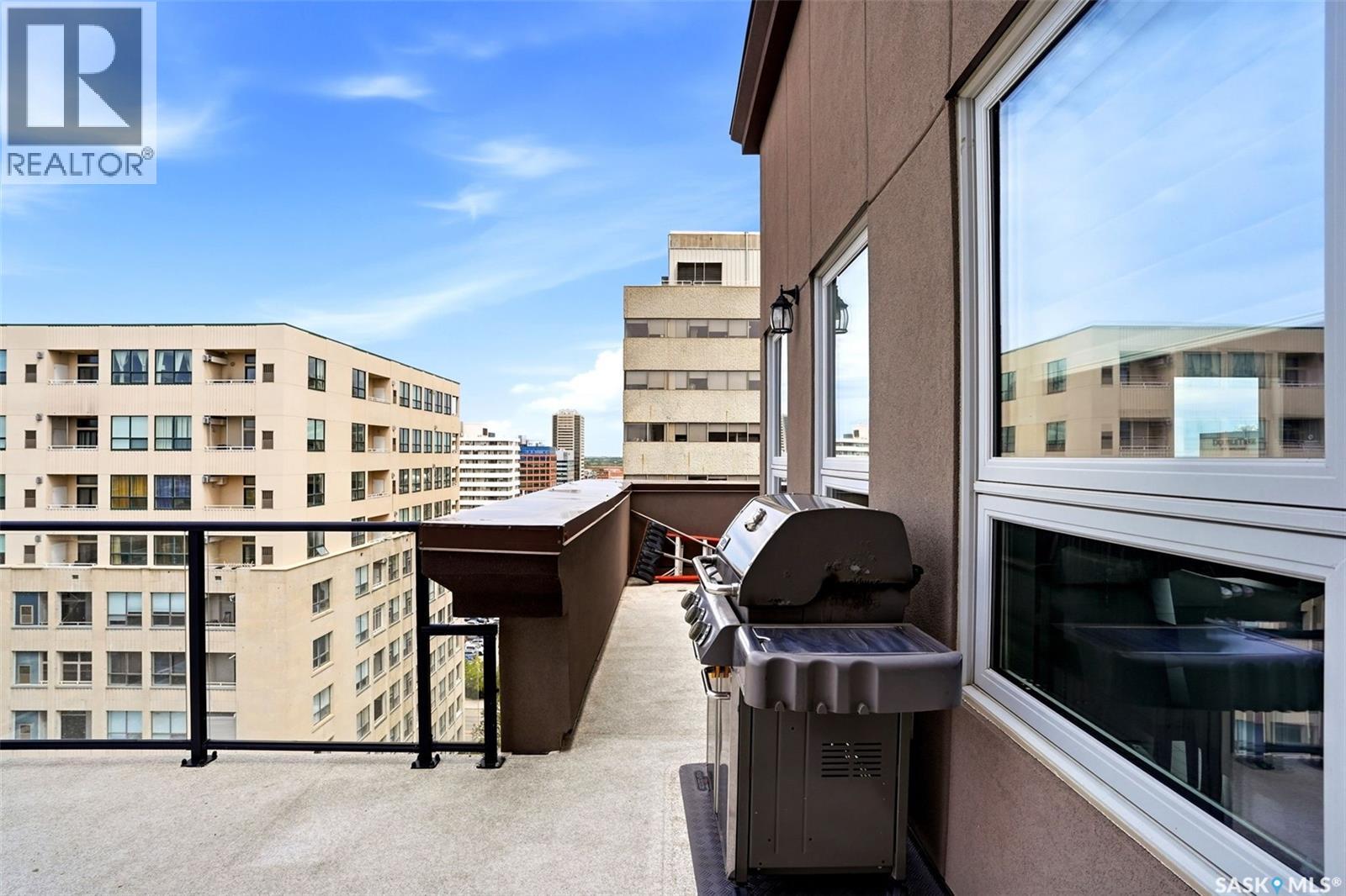 #1202 2055 Rose STREET - 33