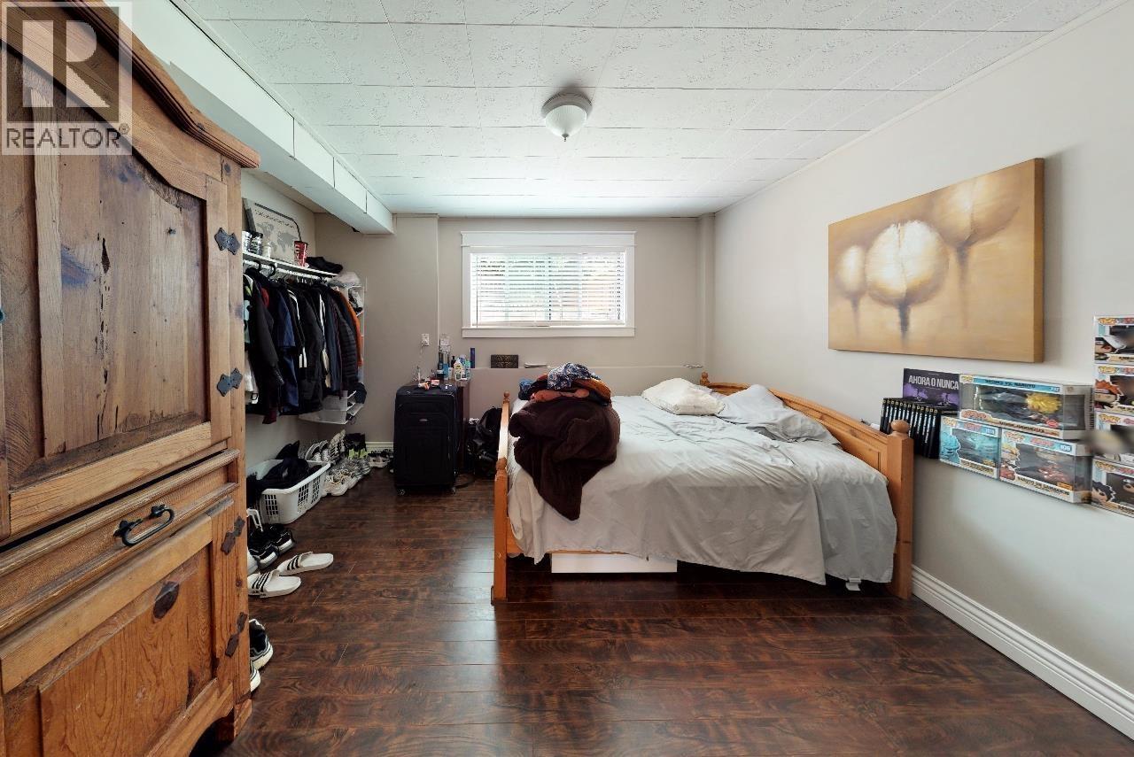 1190 AUGUSTA AVENUE, Burnaby
