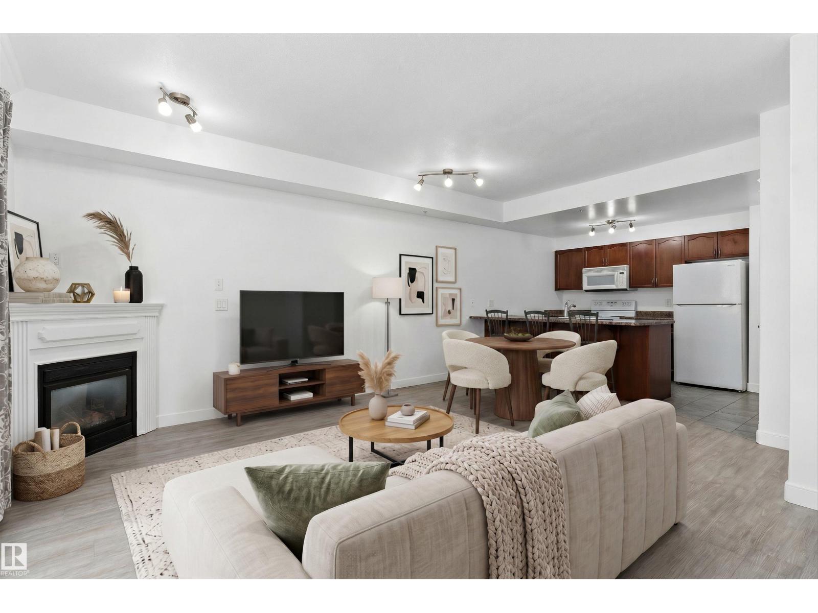 #902 9939 109 ST NW - 2