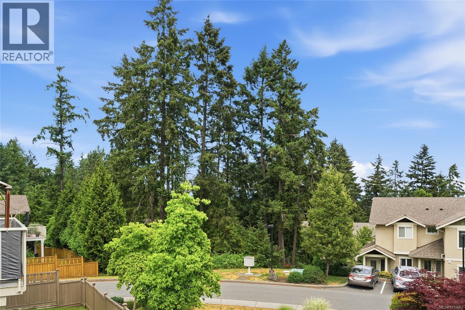832 Brookfield Dr - 32