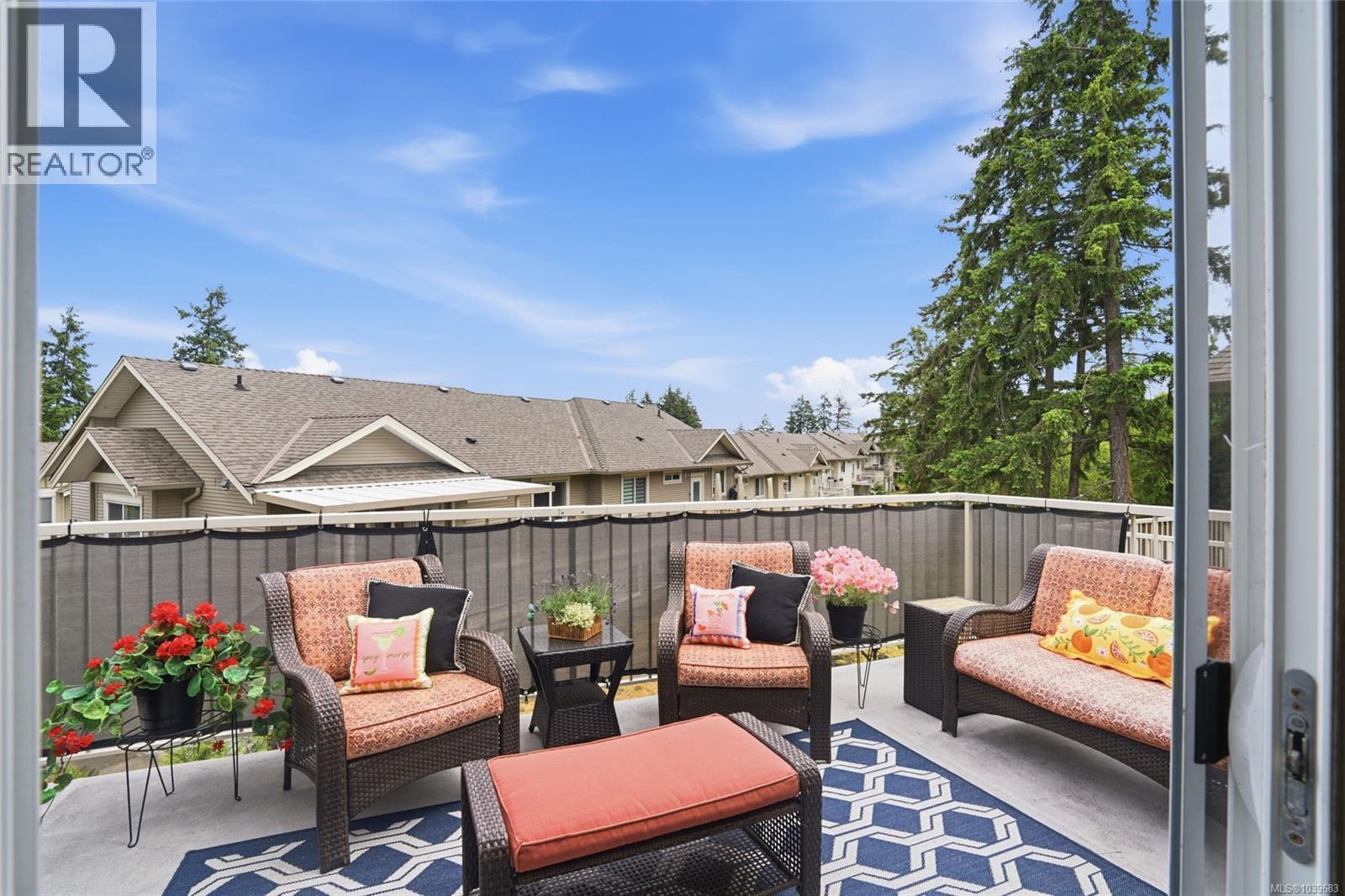 832 Brookfield Dr - 27