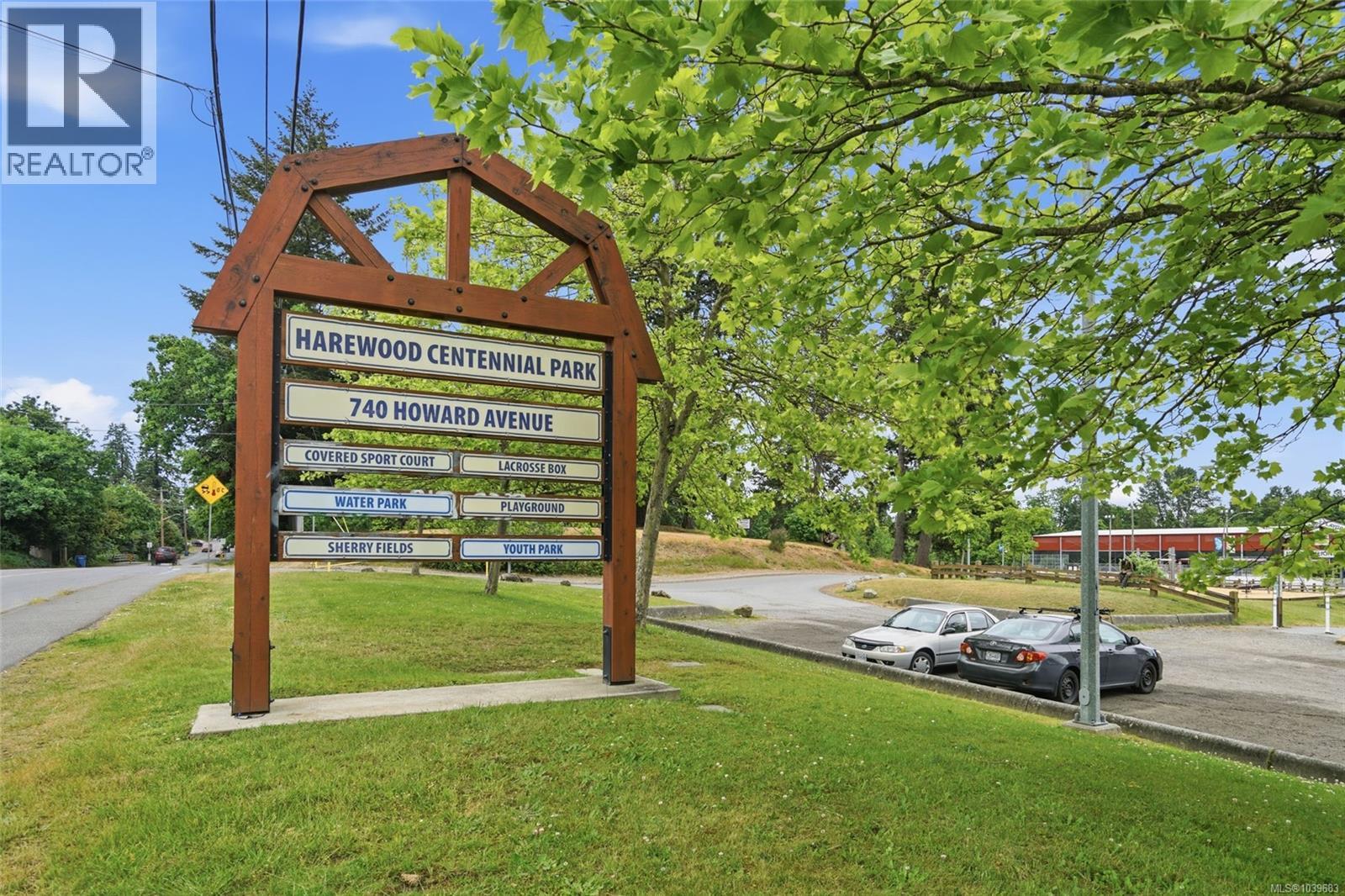 832 Brookfield Dr - 53