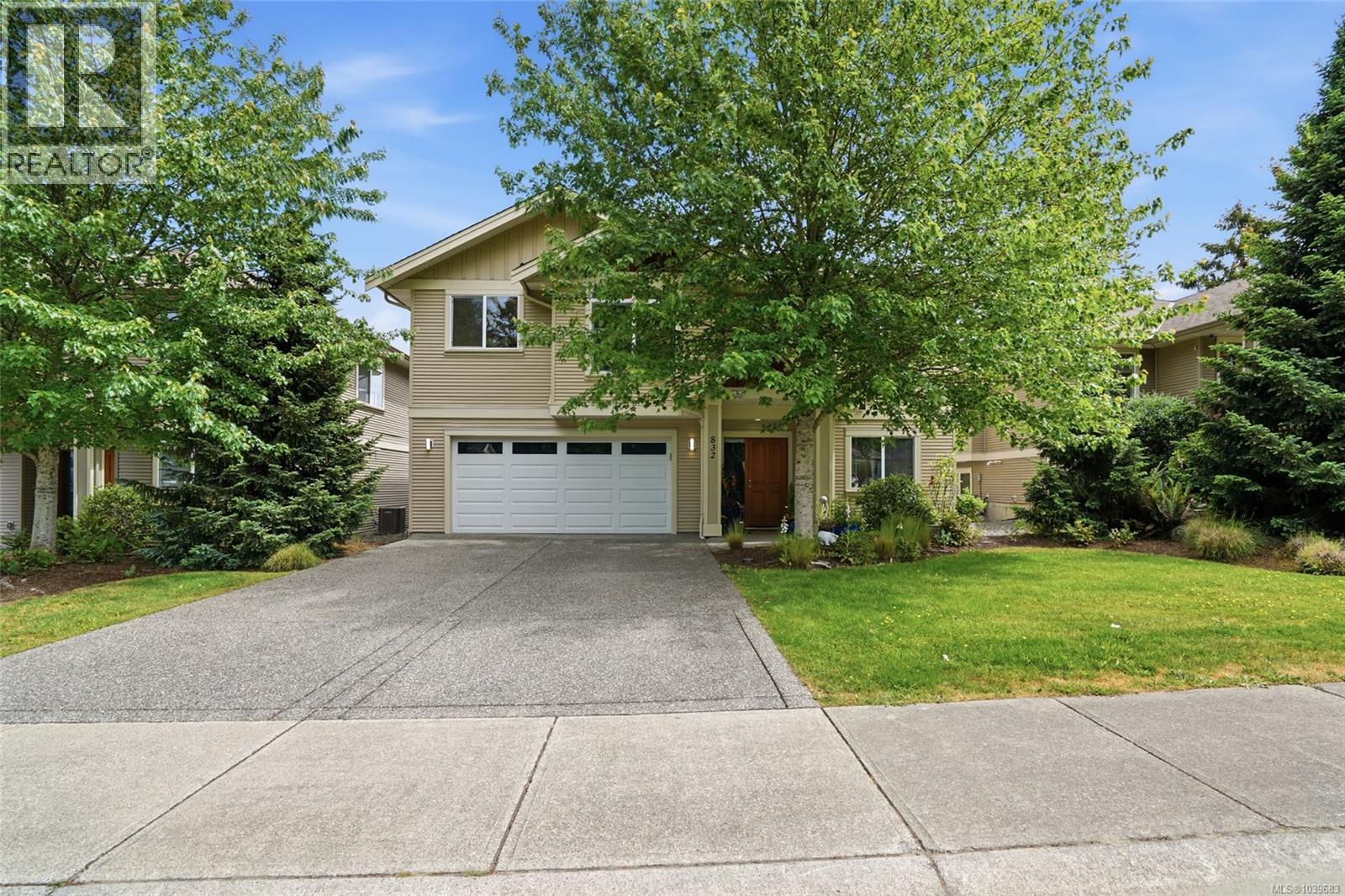 832 Brookfield Dr - 58