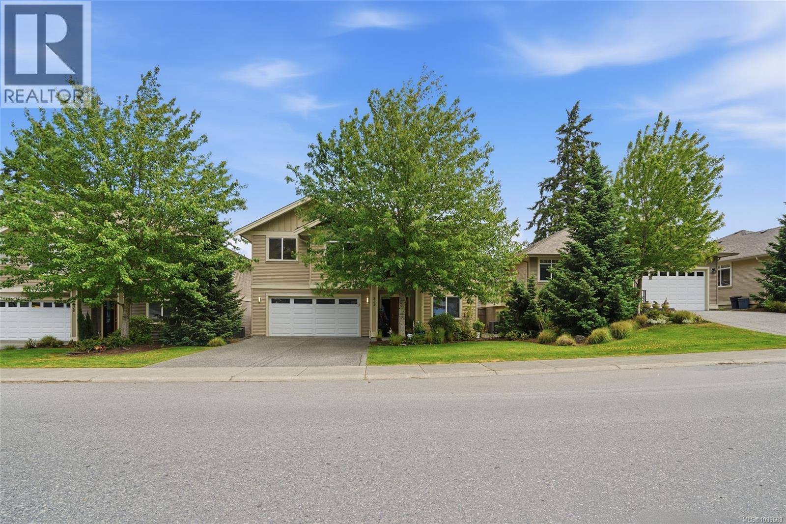 832 Brookfield Dr - 56