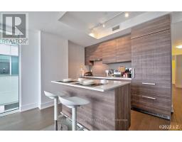 1601 - 200 Bloor Street W, Toronto, ON M5S1T8 Photo 8