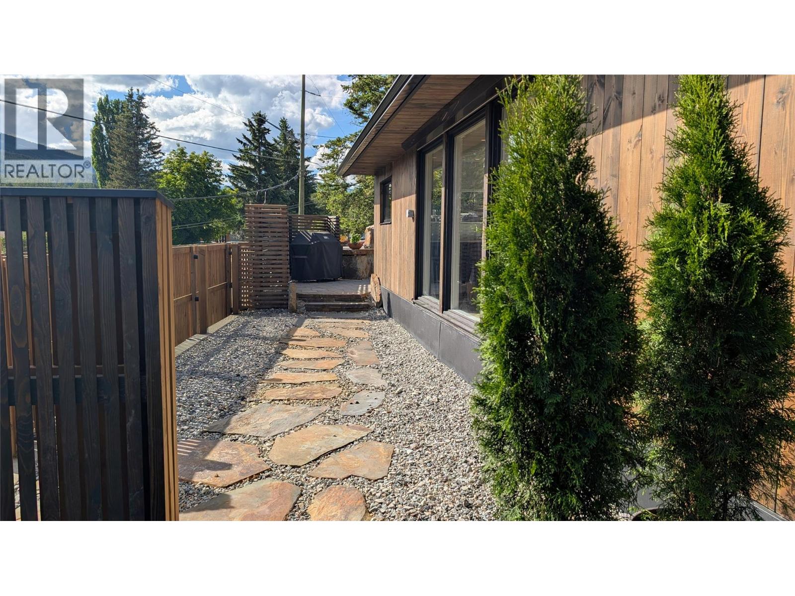 89 103RD Avenue - 29