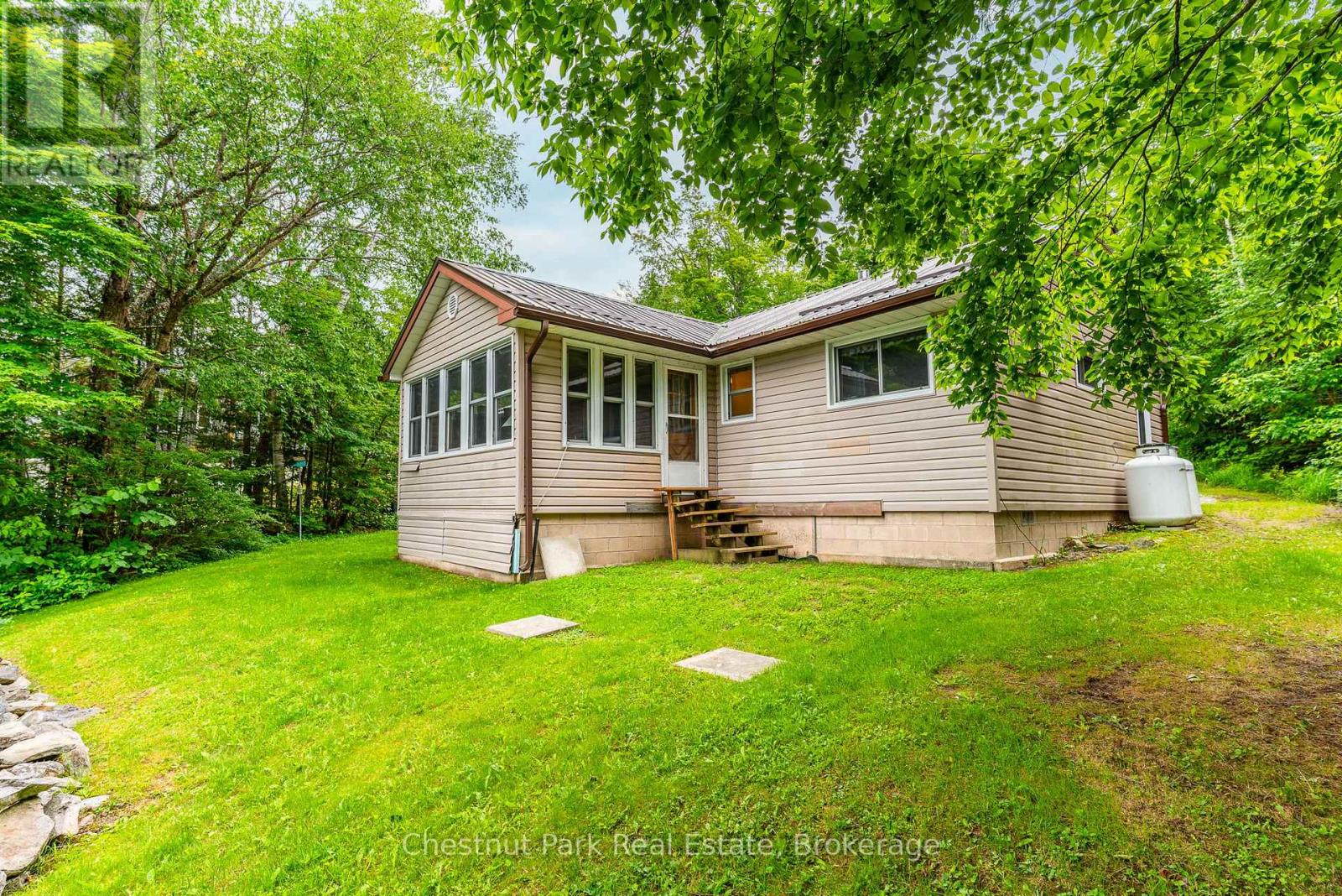 1900 CURRY ROAD - 26