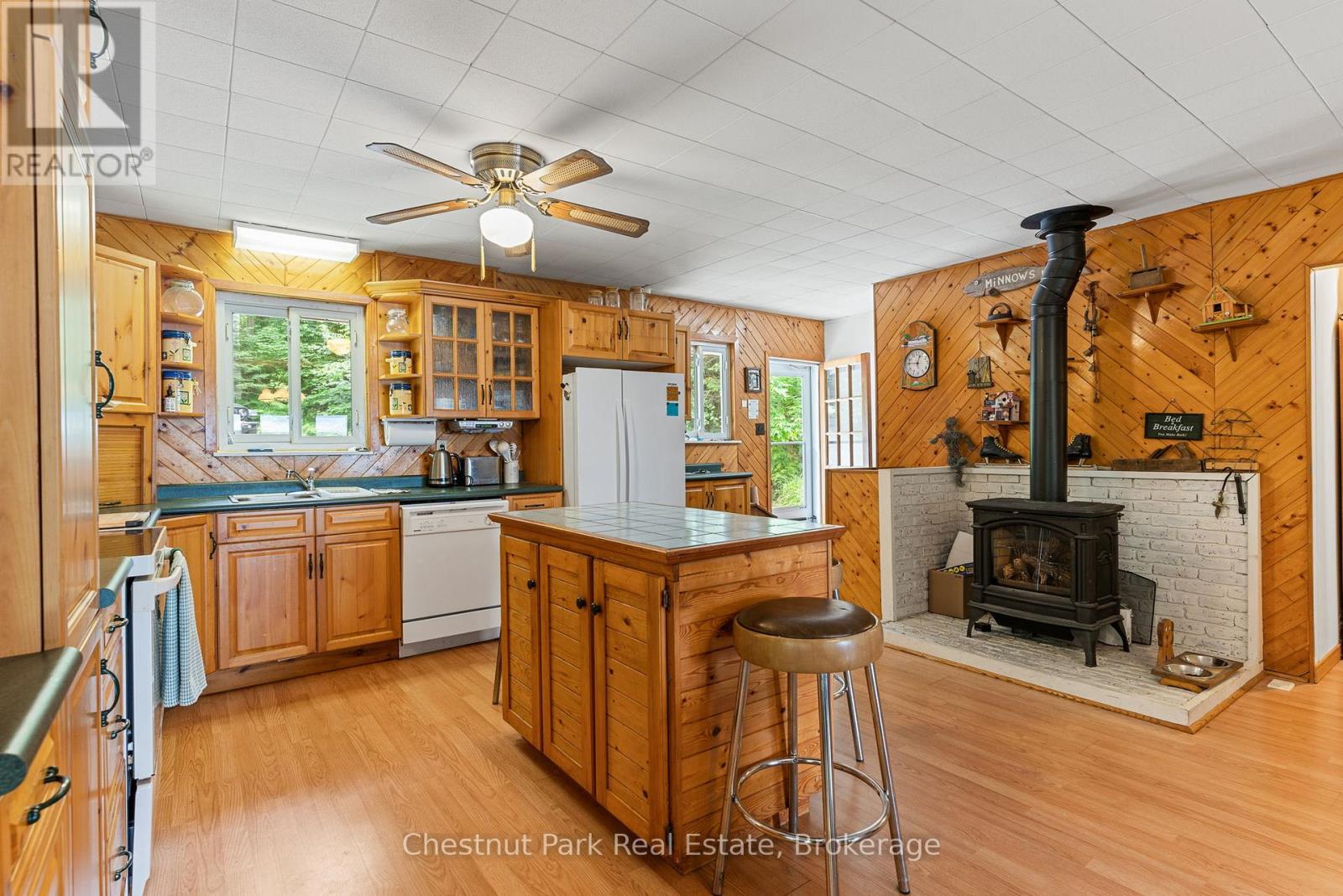 1900 CURRY ROAD - 8