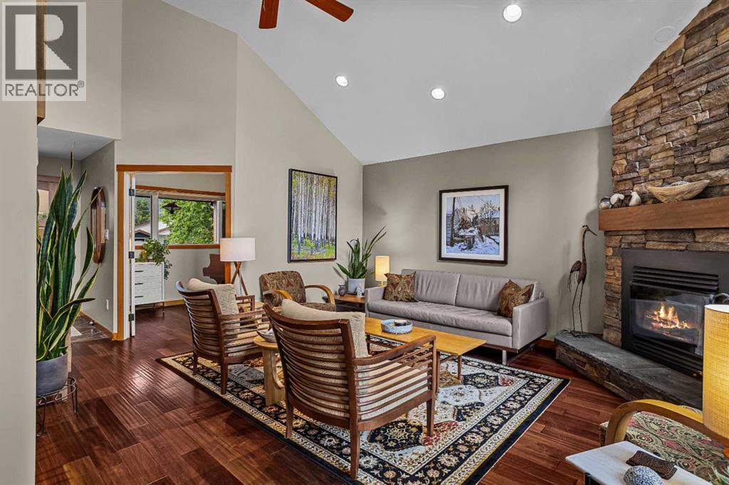 408 Canyon Close — photo 7