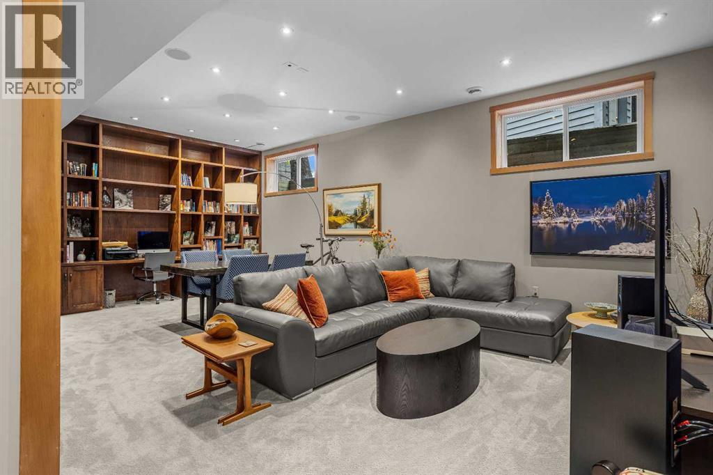 408 Canyon Close — photo 35