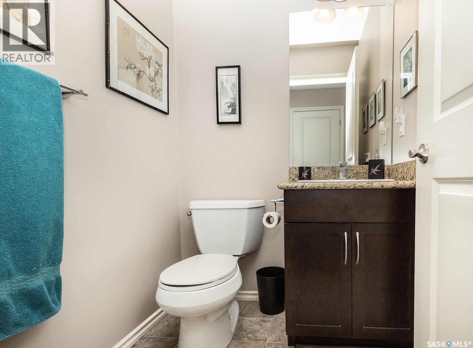 #214 615 Lynd CRESCENT - 17