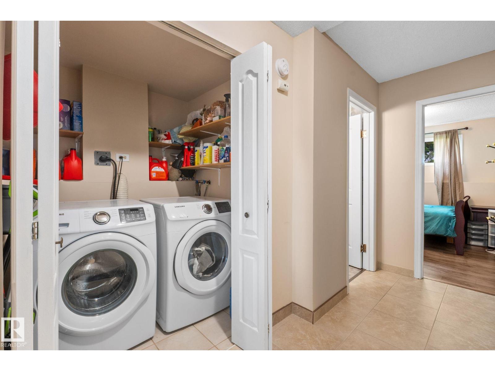 18126 98 AV NW - 42