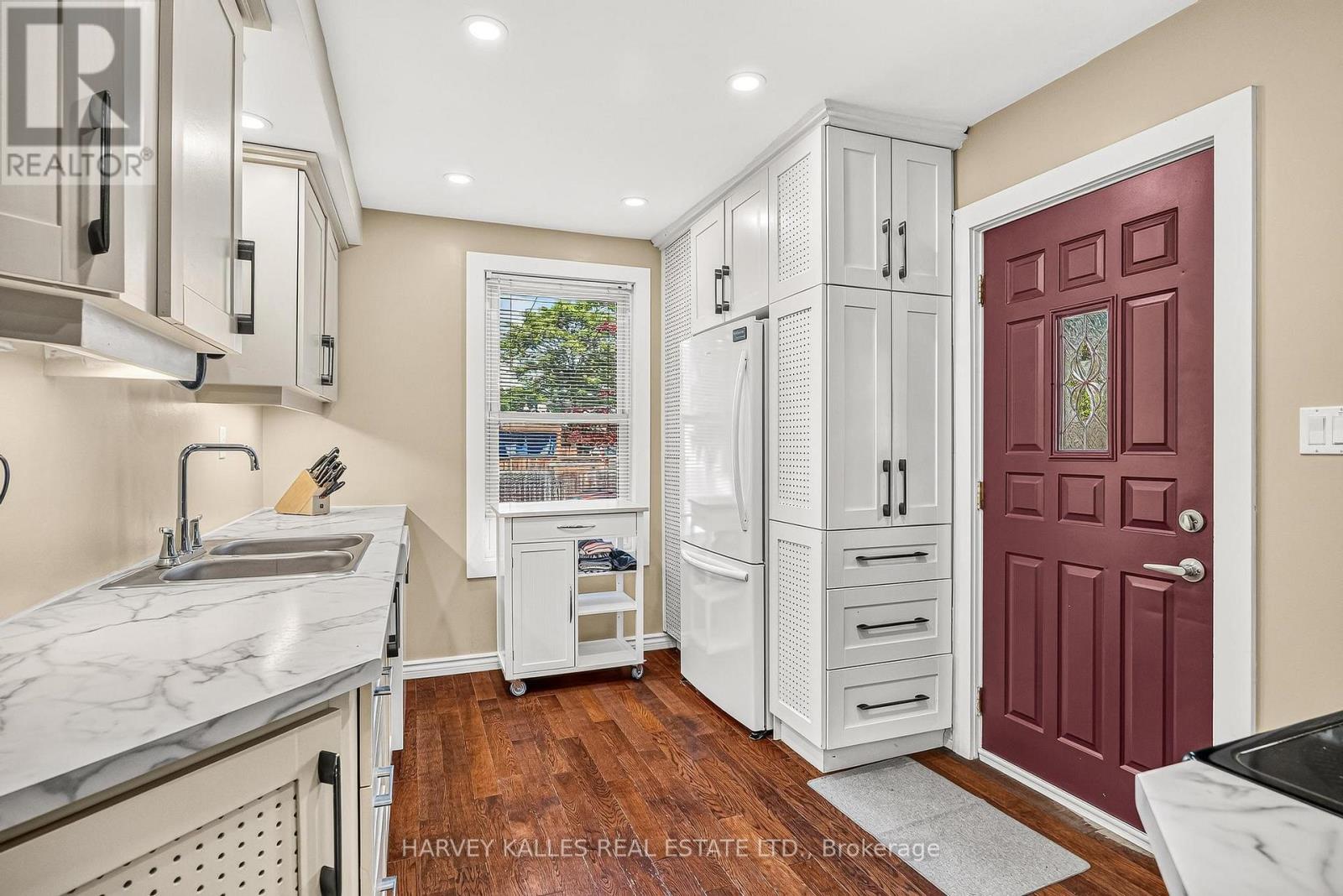 487 DUNSMURE ROAD - 15