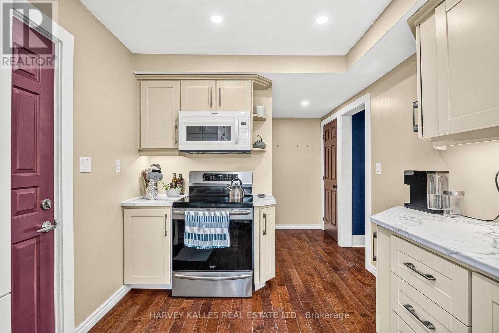 487 DUNSMURE ROAD - 18