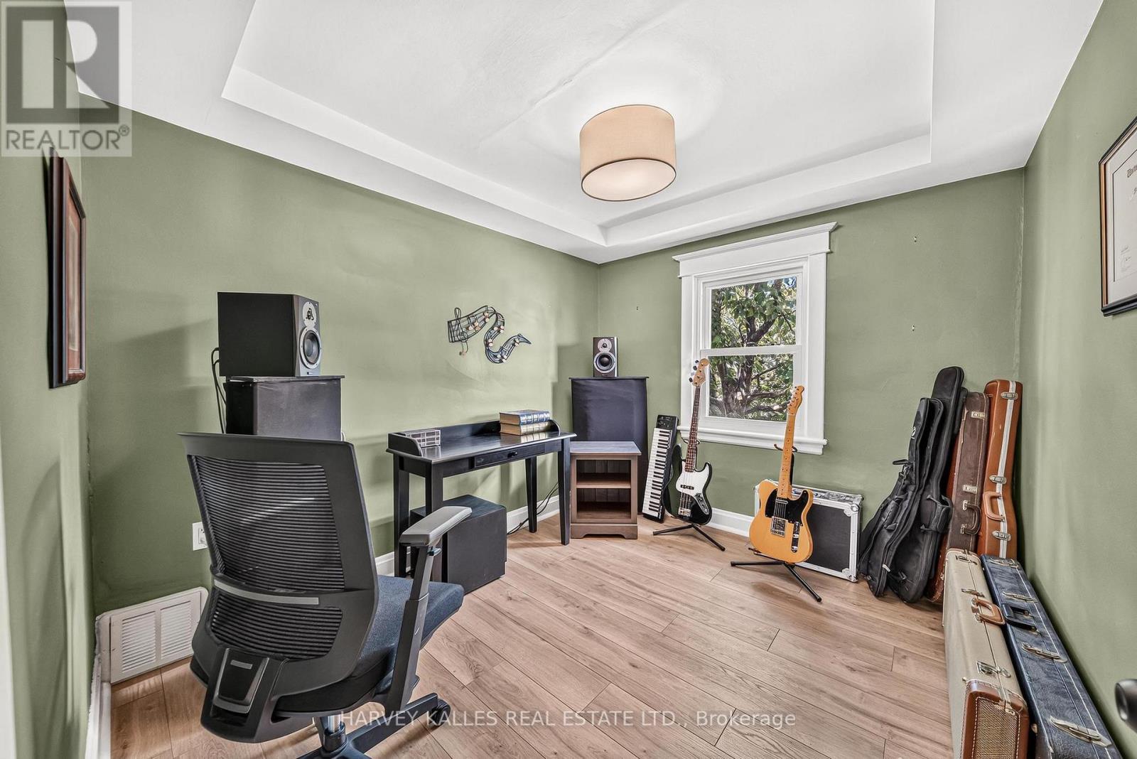 487 DUNSMURE ROAD - 24
