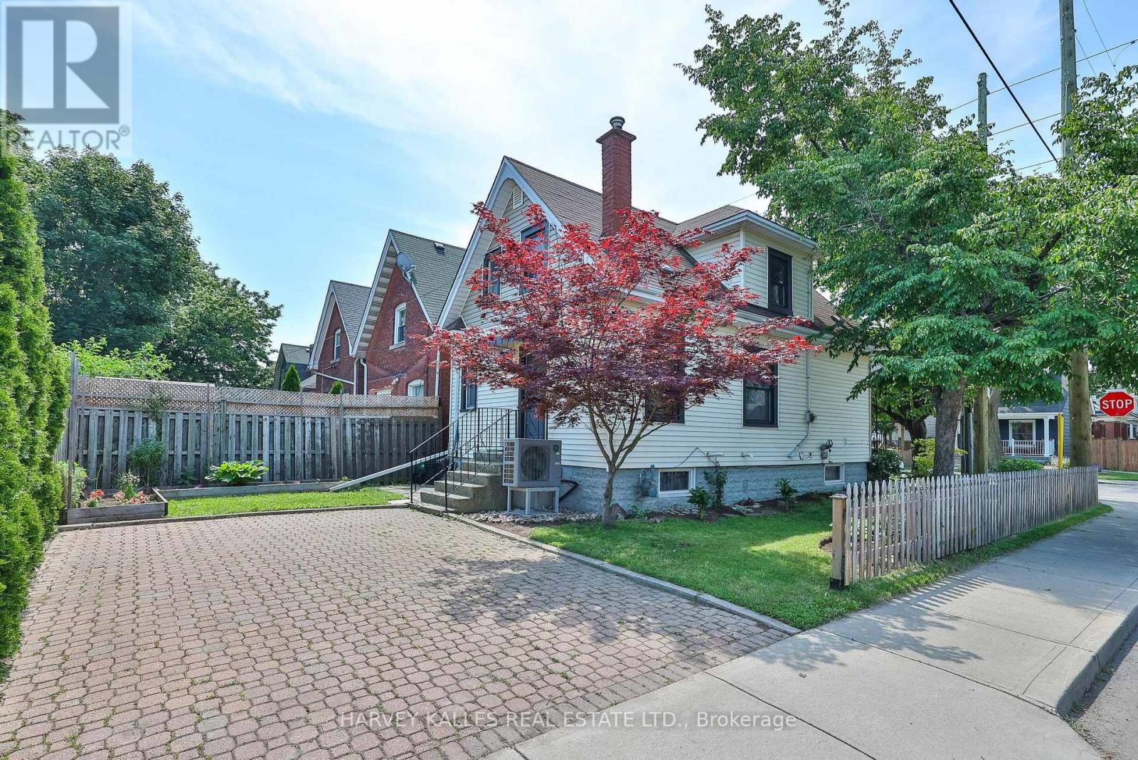 487 DUNSMURE ROAD - 4