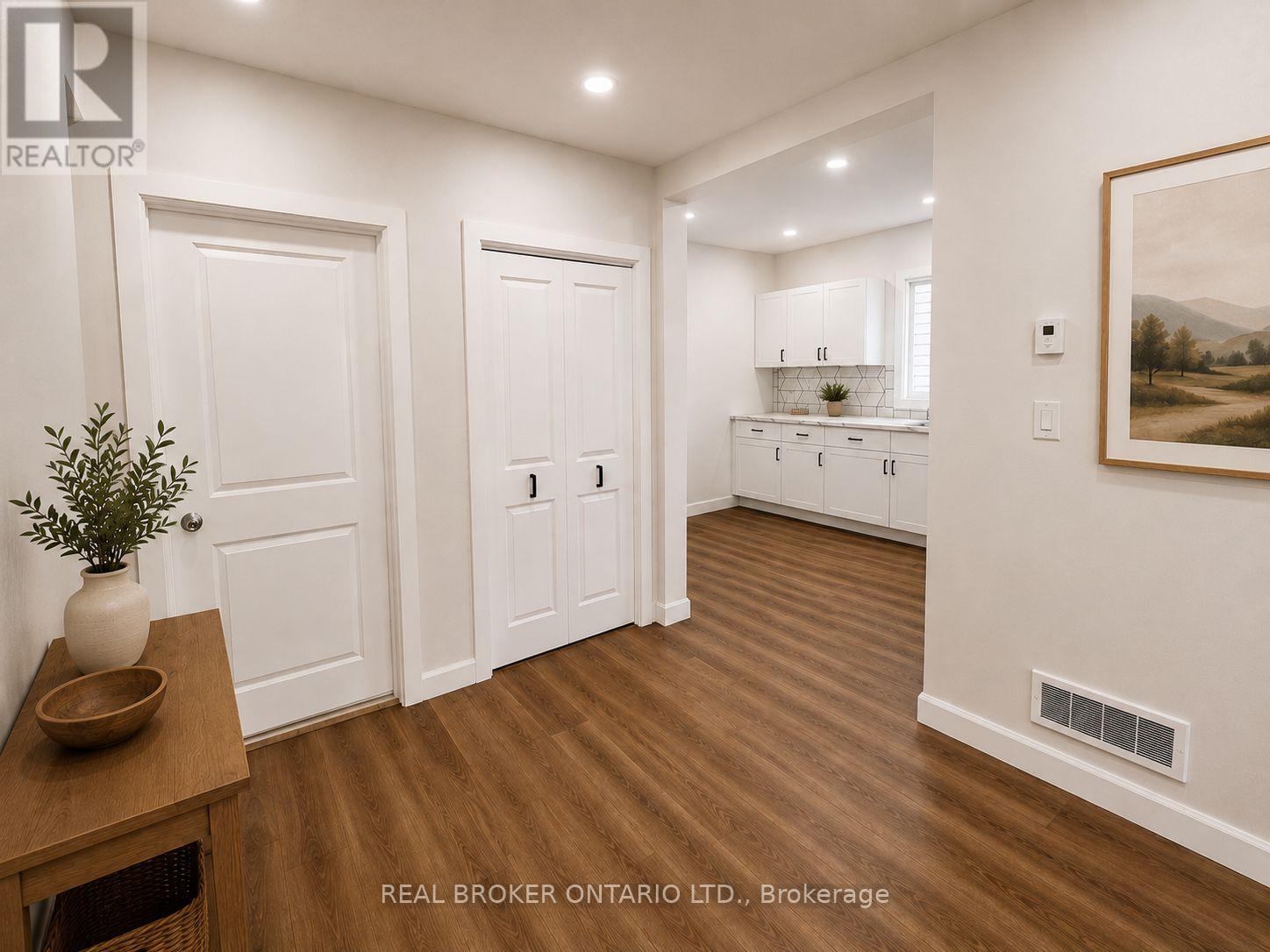 5 ROWANWOOD STREET - 6