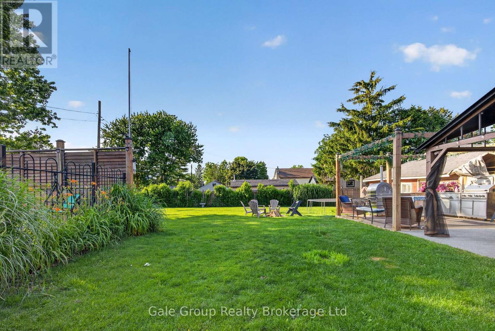 7 FIDLER AVENUE - 18