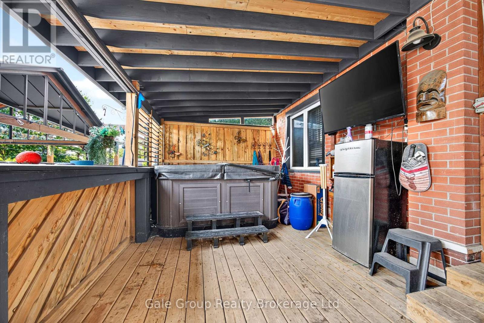 7 FIDLER AVENUE - 17