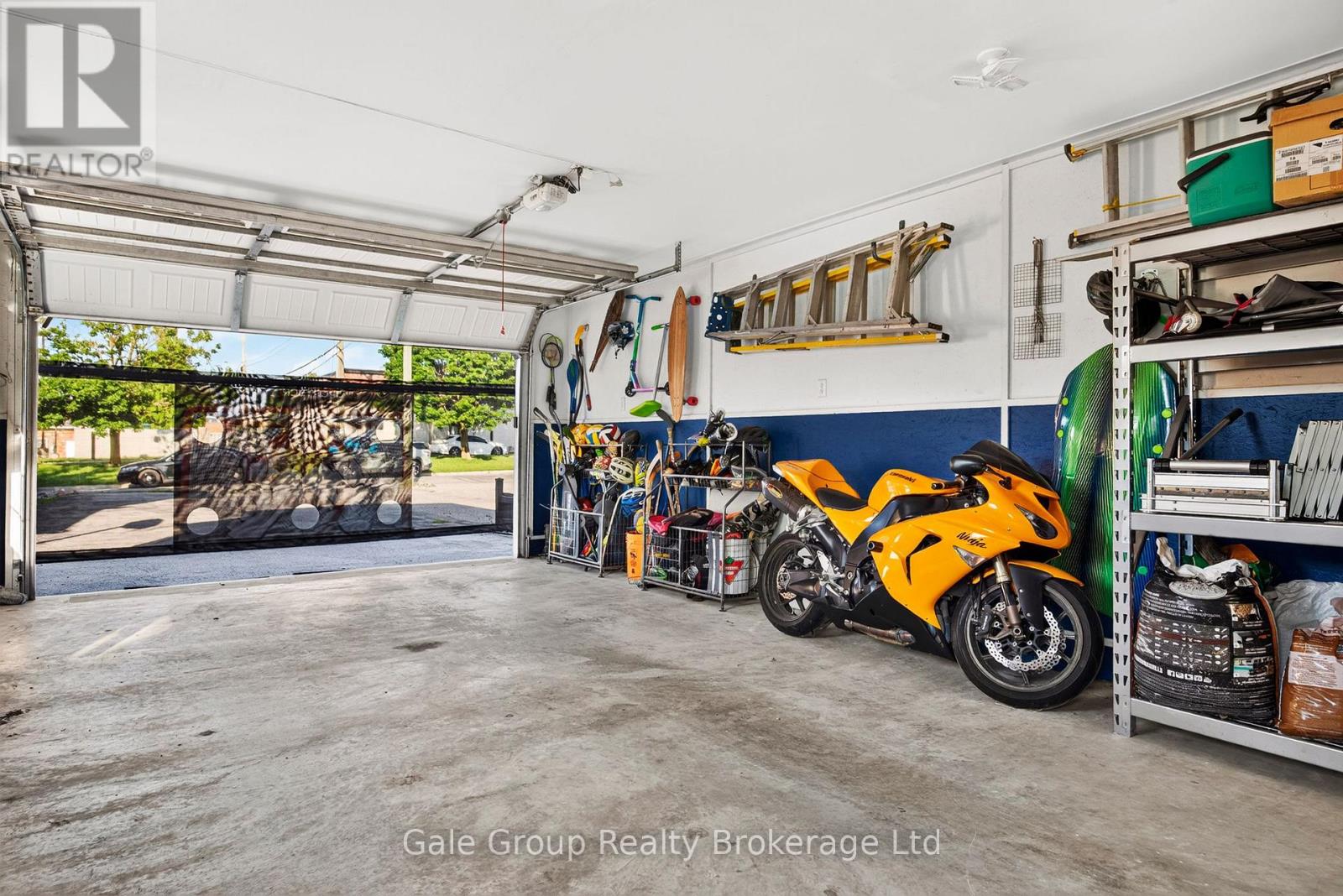 7 FIDLER AVENUE - 27