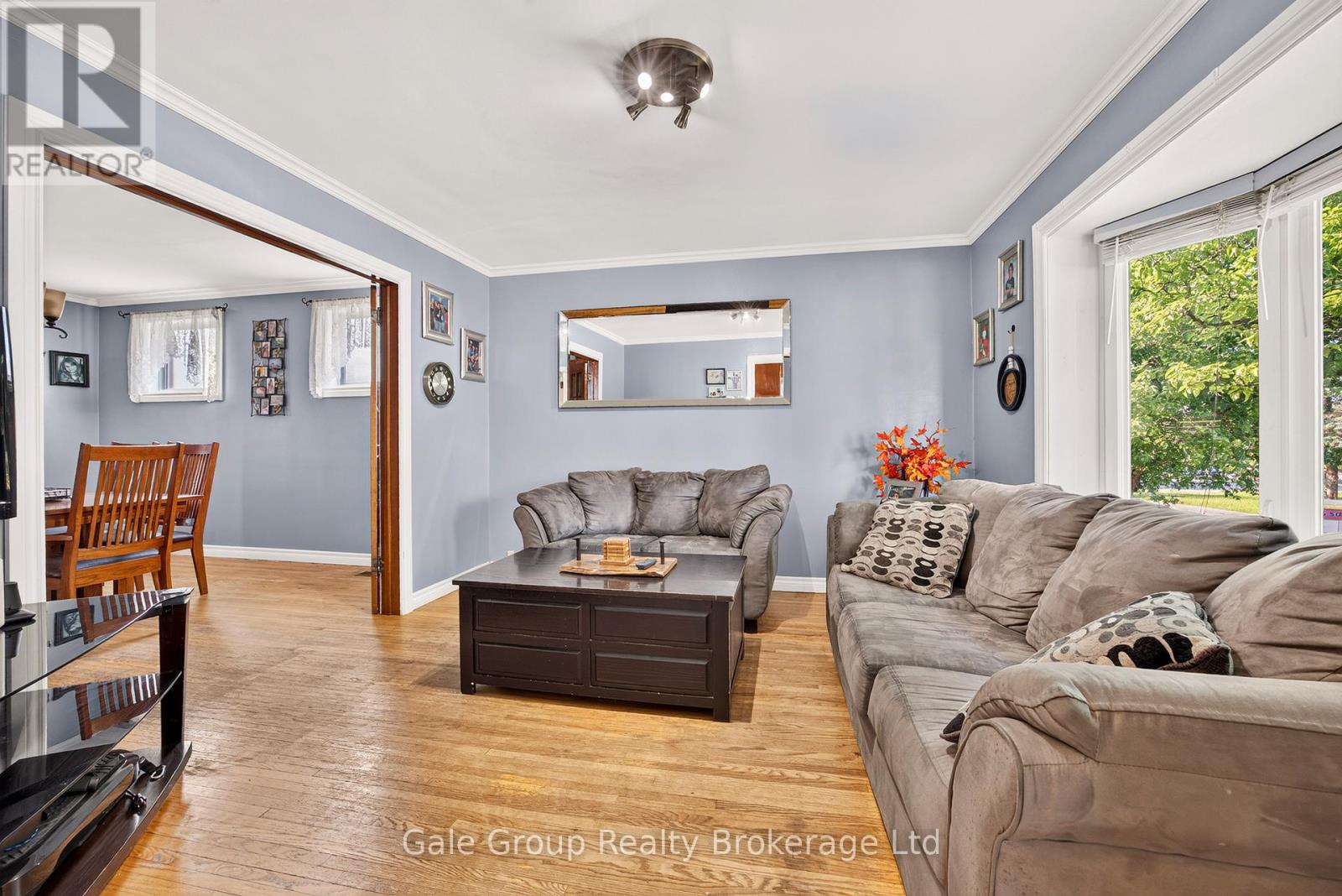 7 FIDLER AVENUE - 5