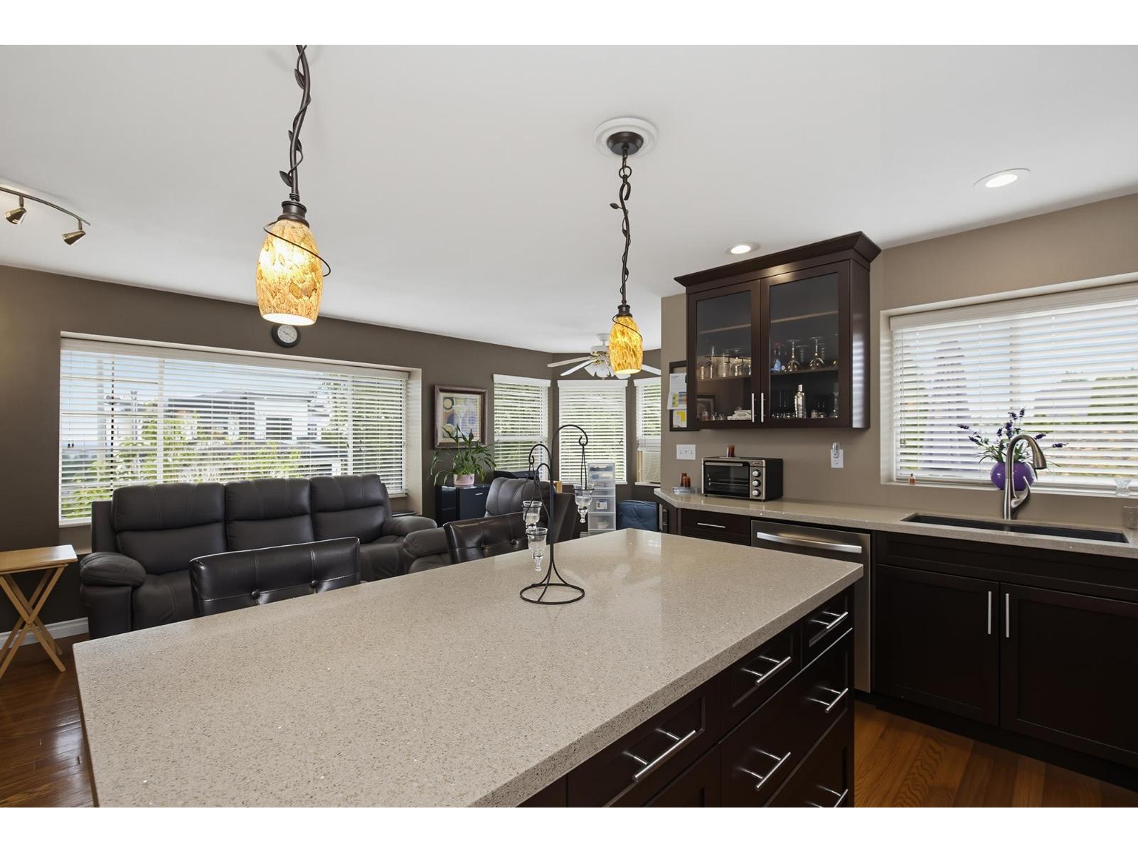 6 Bed, 3 Bath House for Sale in Mission – 8219 FUJINO STREET, Mission – MLS# R3140020 - Image 8