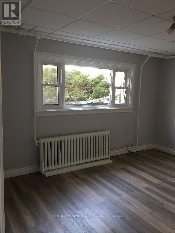 395 PINE STREET E - 16