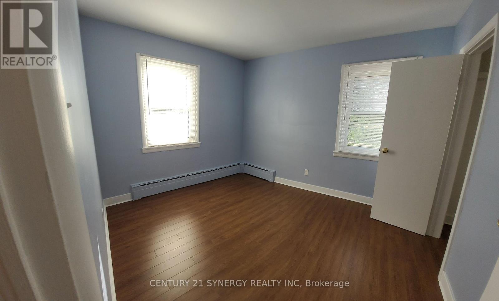395 PINE STREET E - 22