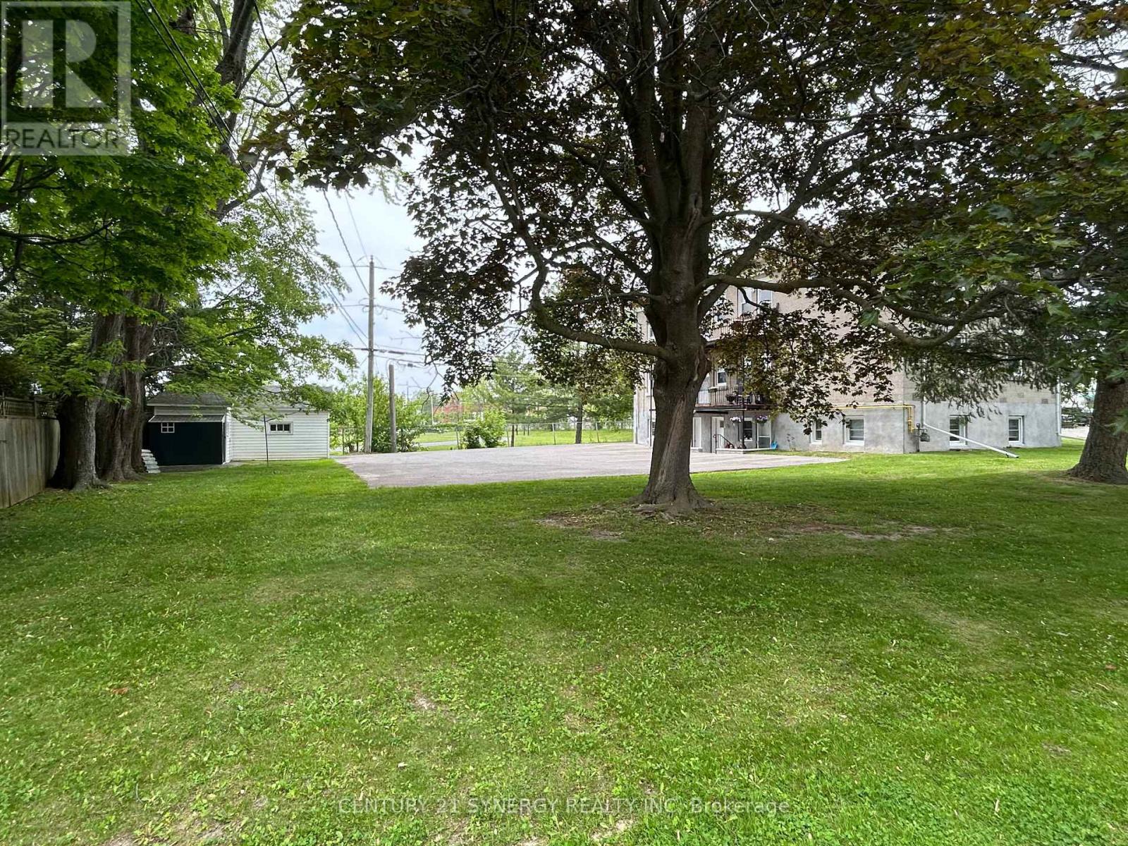 395 PINE STREET E - 4