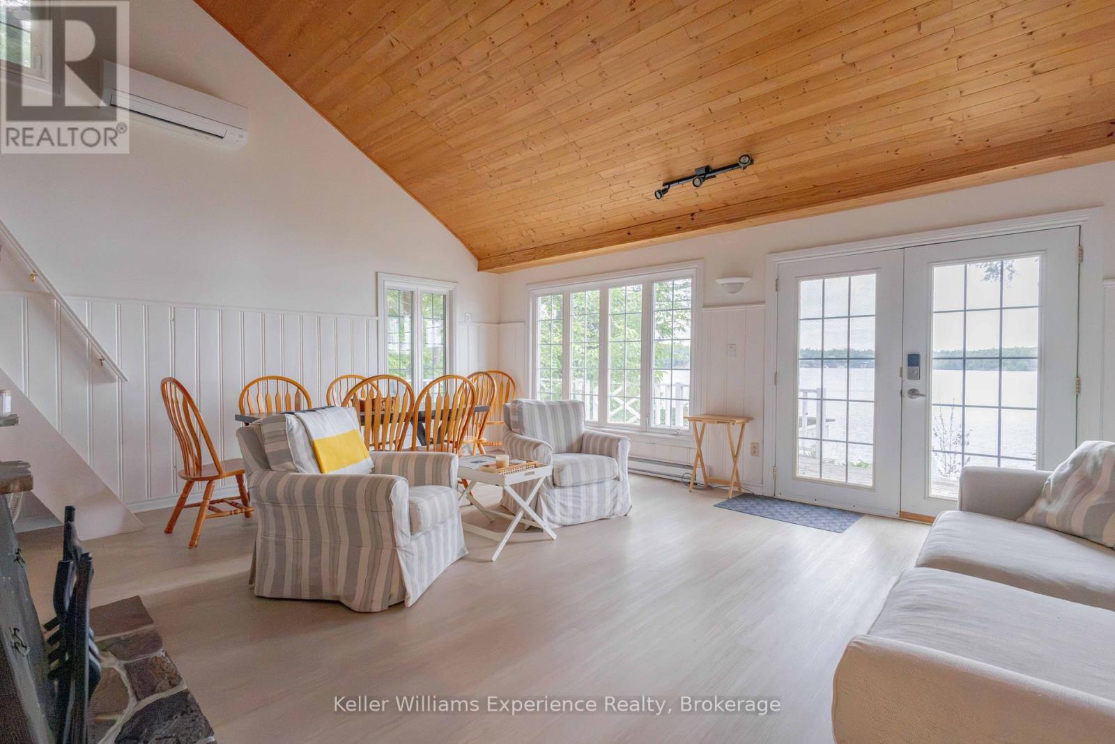#2 1018 GEORGINA WAY - 14