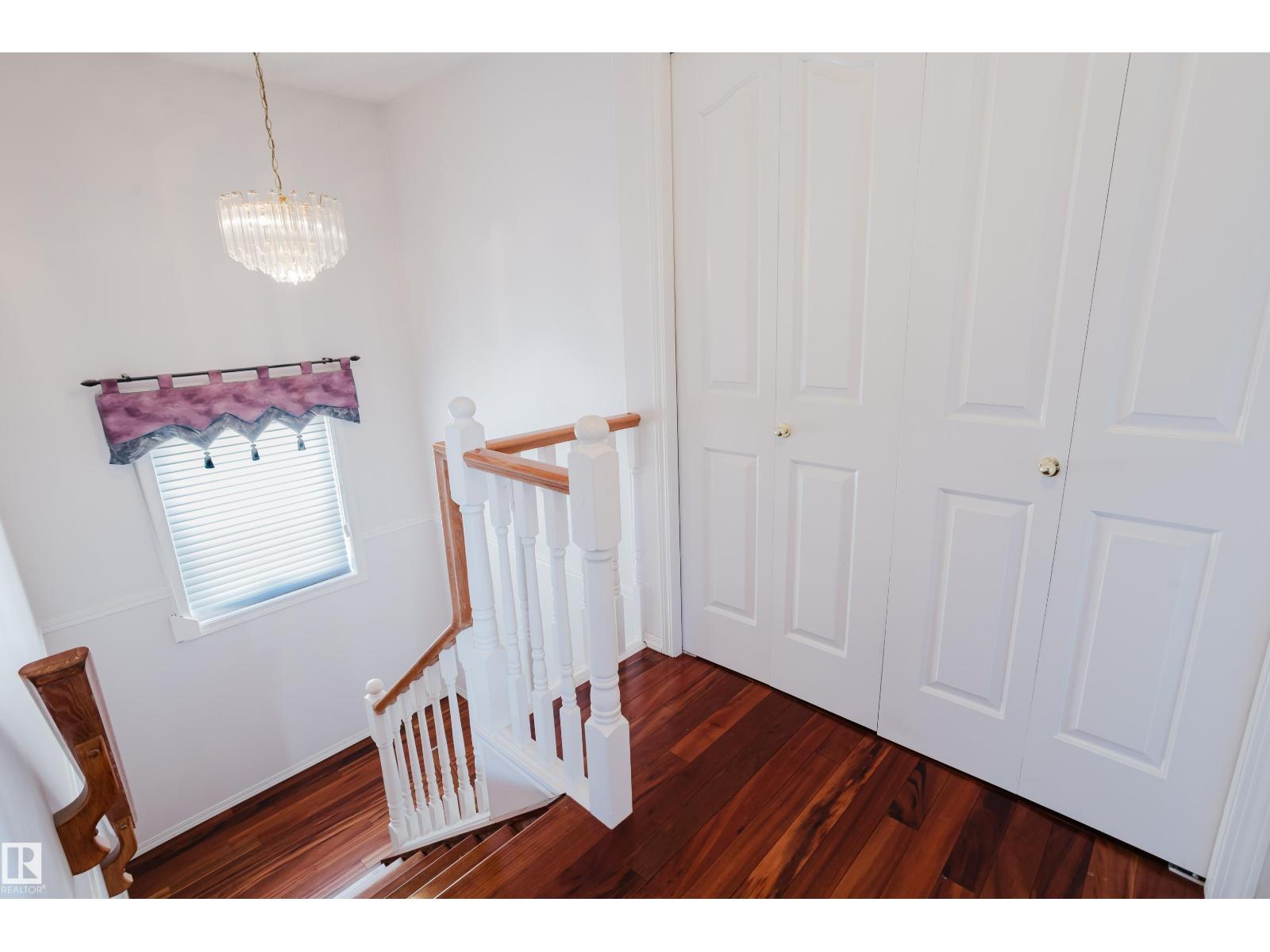 4203 12 AV NW - 23