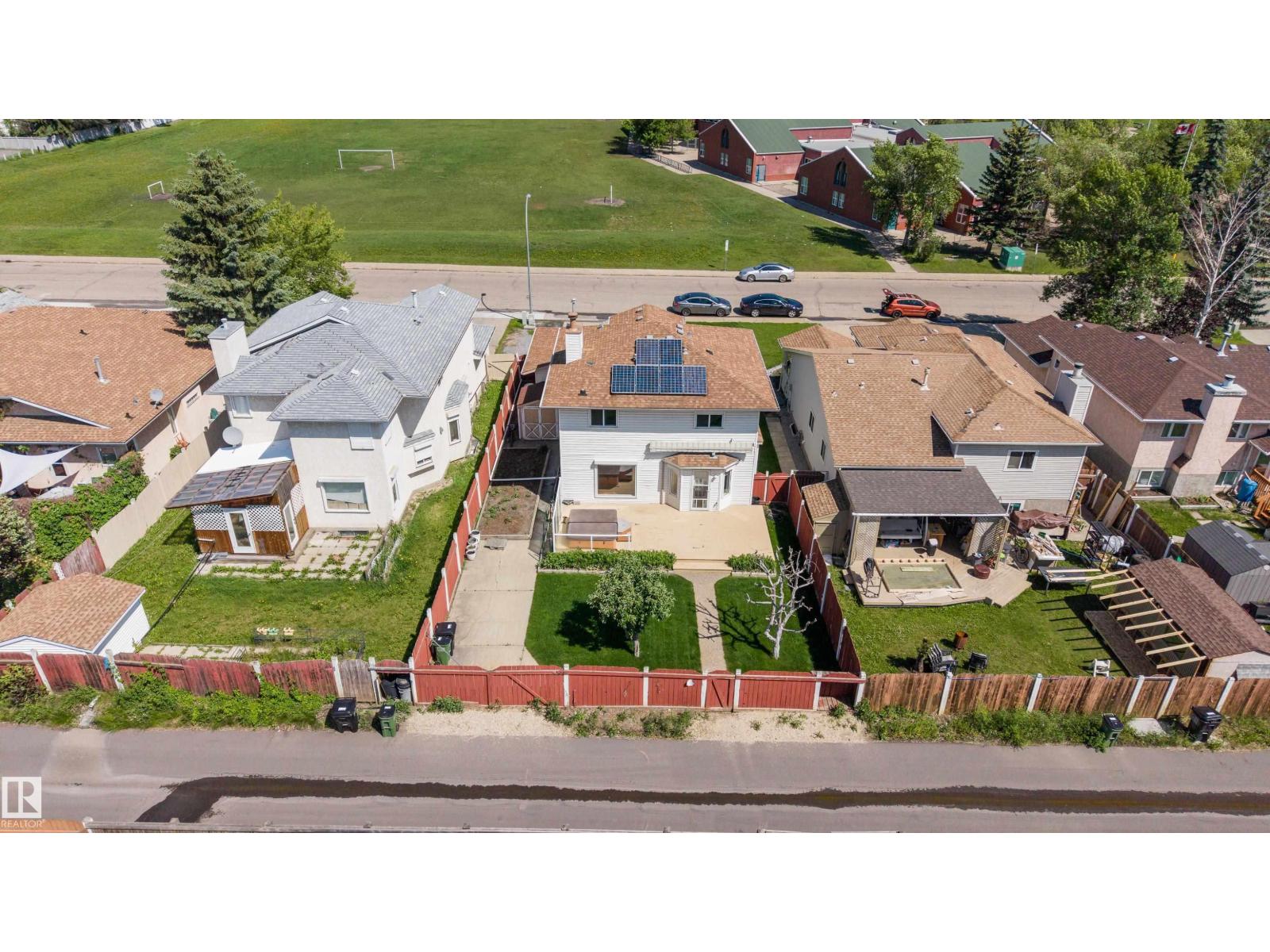 4203 12 AV NW - 44