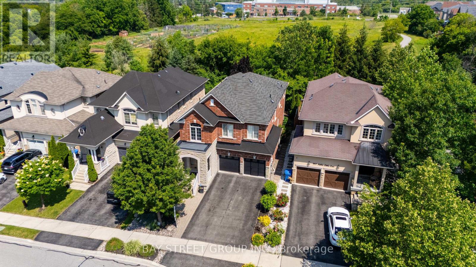 995 NELLIE LITTLE CRESCENT - Image 45