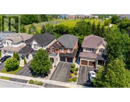 995 Nellie Little Crescent, Newmarket, ON L3X3E6 Photo 45
