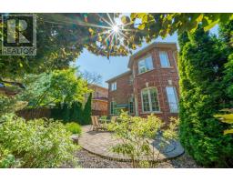 995 Nellie Little Crescent, Newmarket, ON L3X3E6 Photo 46