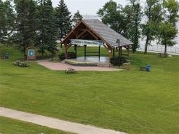 32 Main Street, Winnipeg Beach, MB R0C3G0 Photo 19