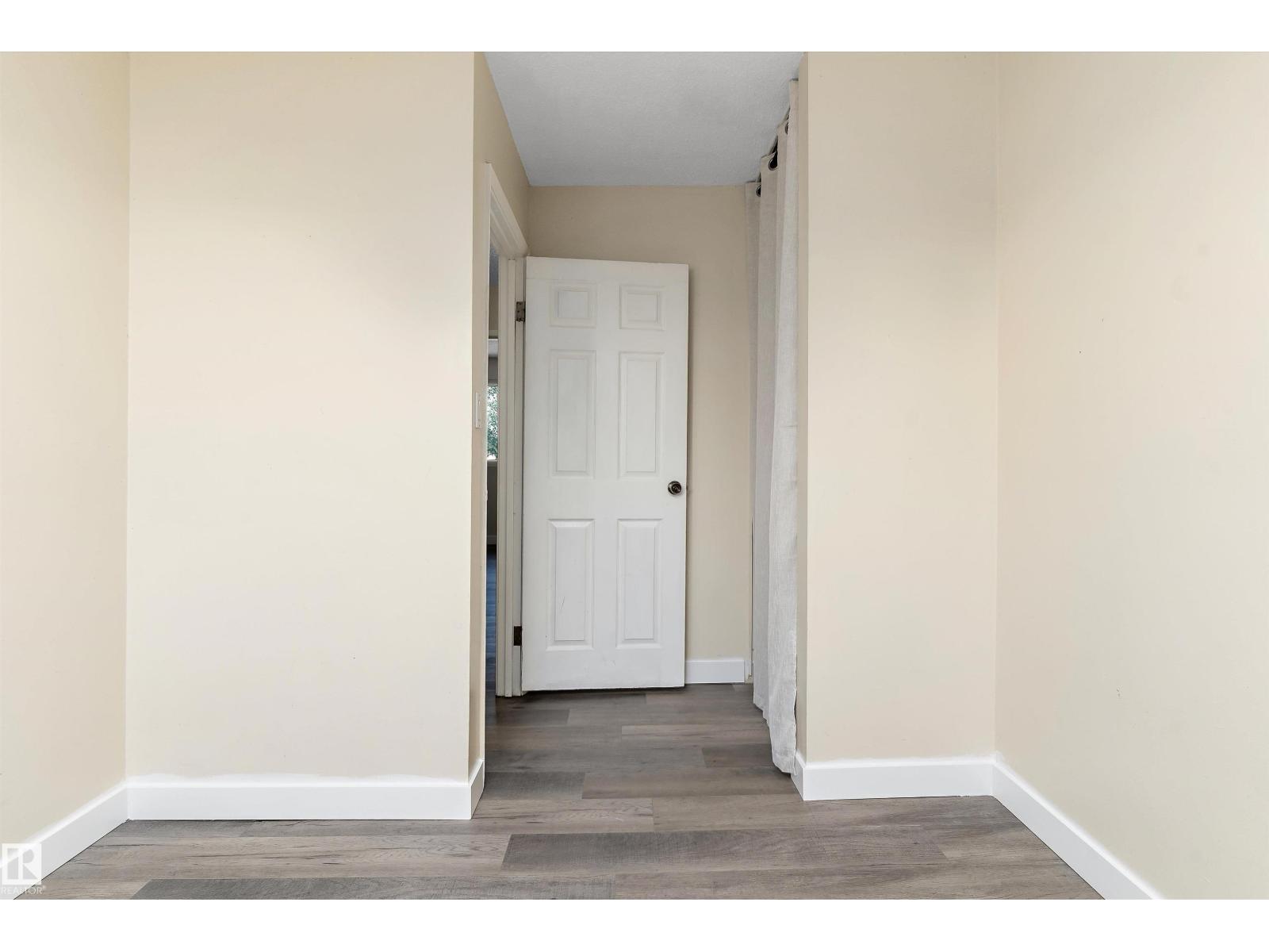 899 Abbotsfield RD NW NW - 19