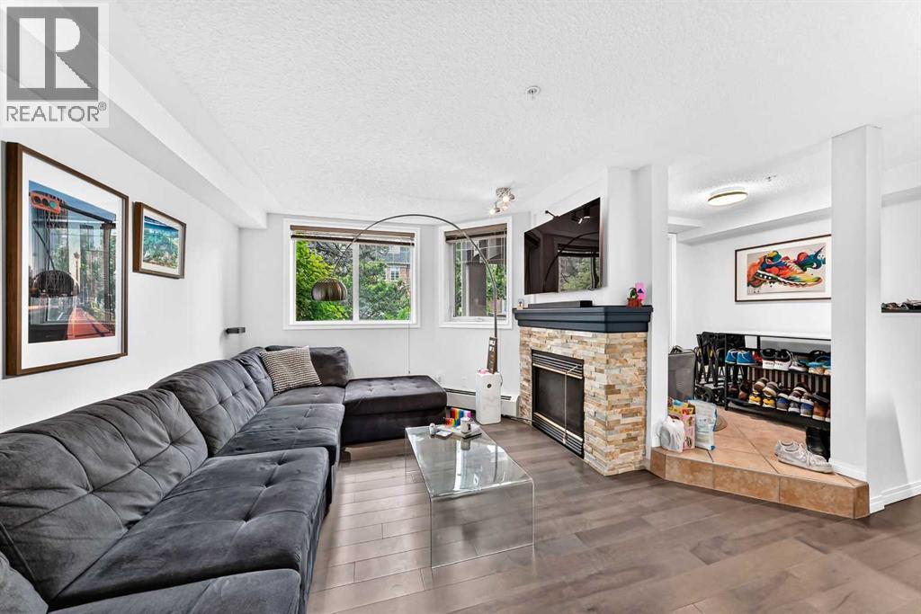 102, 2422 Erlton Street SW — photo 13