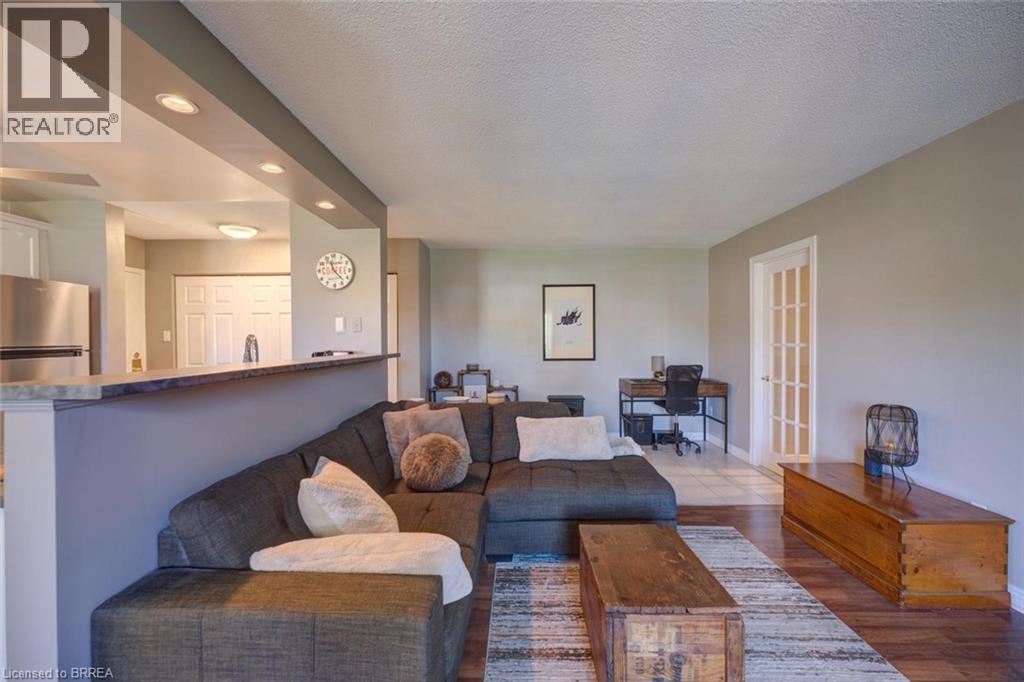 #18 608 GREY Street - 14