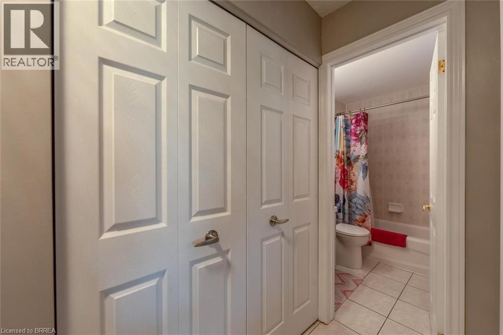 #18 608 GREY Street - 6