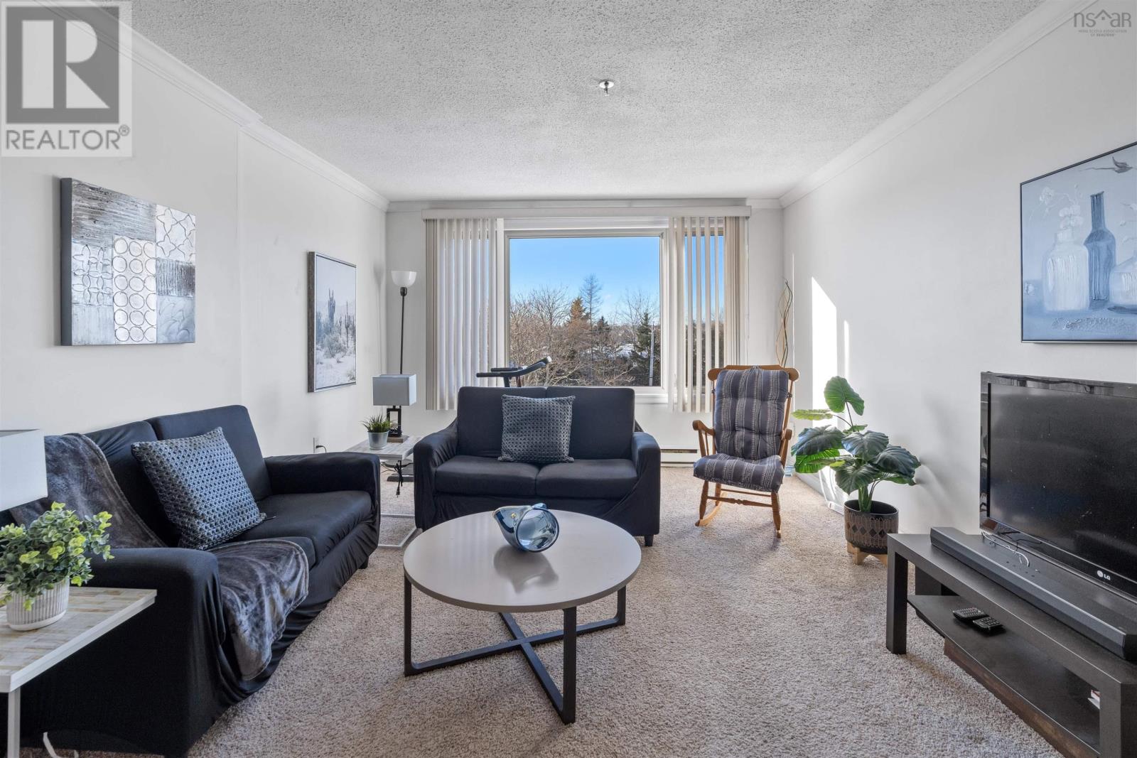 #410 64 Cumberland Drive - 14
