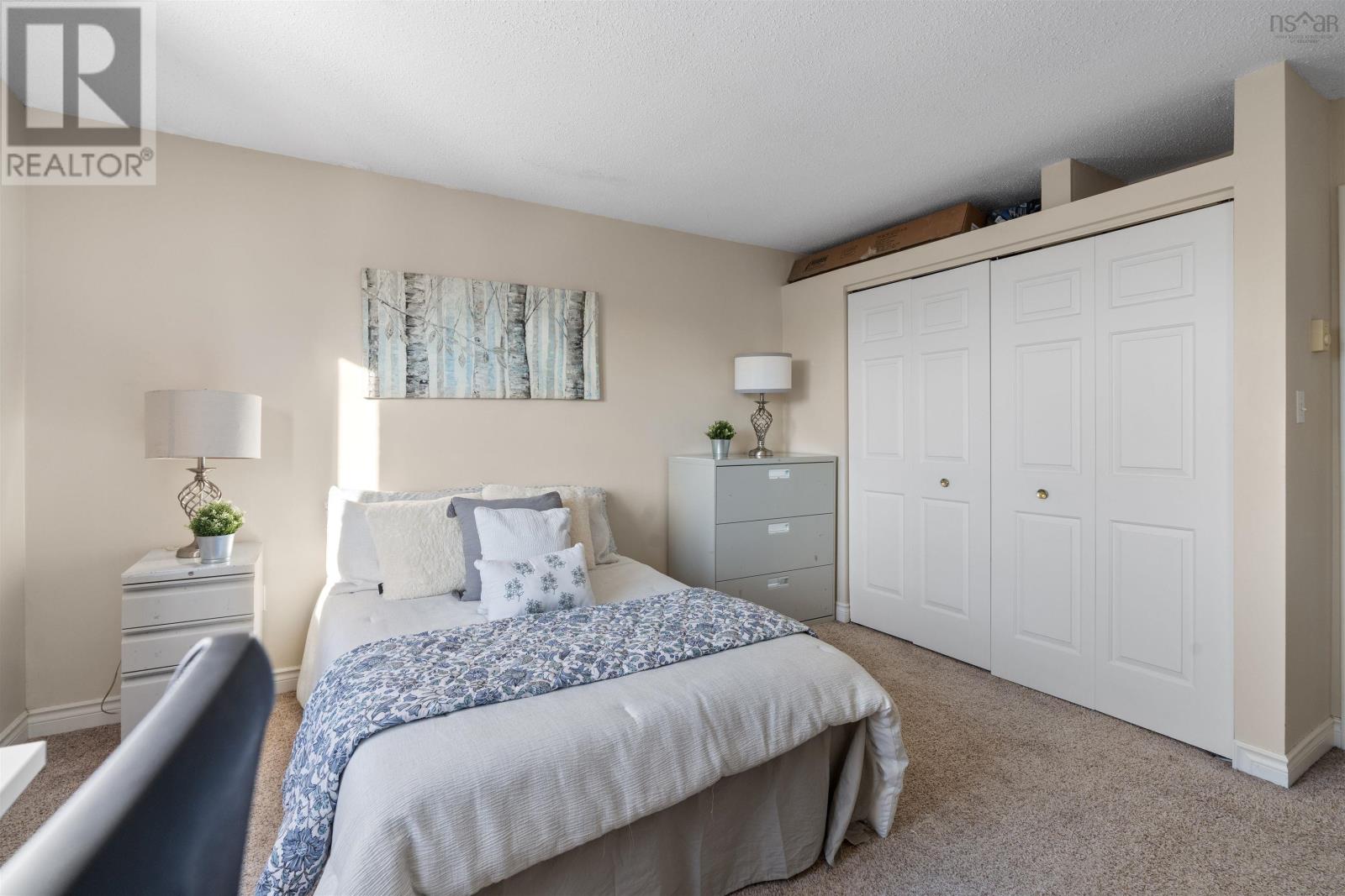#410 64 Cumberland Drive - 25