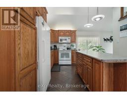 91 Charles Street, North Huron, ON N0G2W0 Photo 8